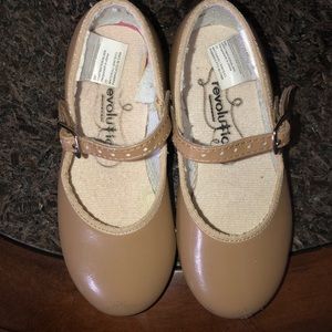 Tap shoes
